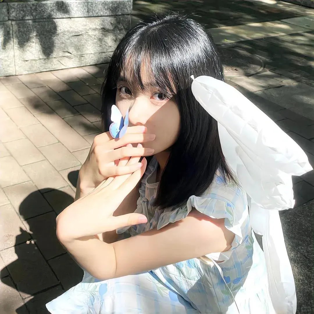 那女孩真帅